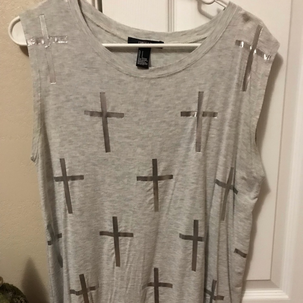 Cross tank